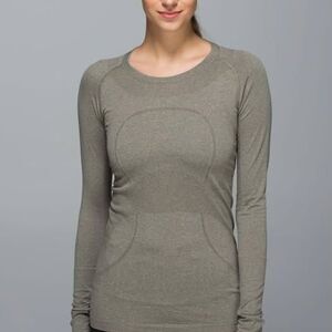Lululemon Run: Swiftly Tech Long Sleeve Crew Fatigue Green Sz 10